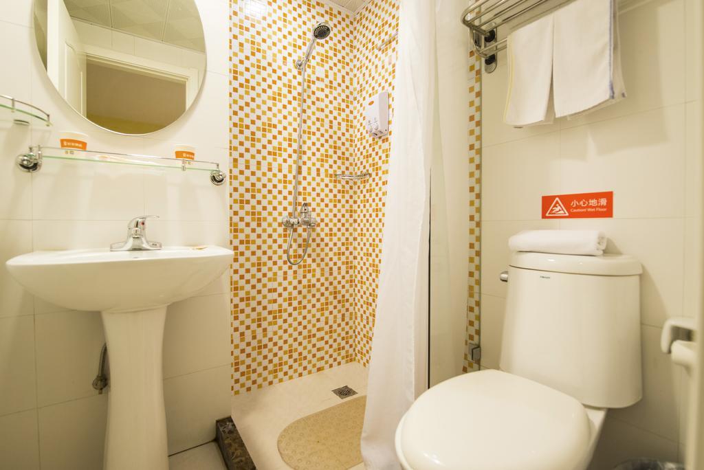 Home Inn Yichang Gezhou Dam Екстериор снимка