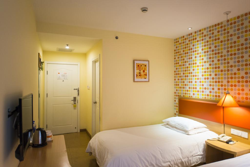 Home Inn Yichang Gezhou Dam Екстериор снимка