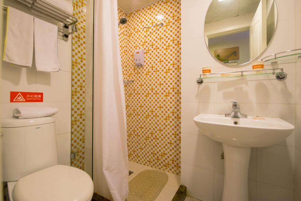Home Inn Yichang Gezhou Dam Екстериор снимка